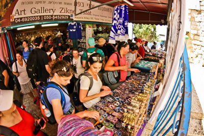 18 Things You Inevitably Do on Birthright Israel 15